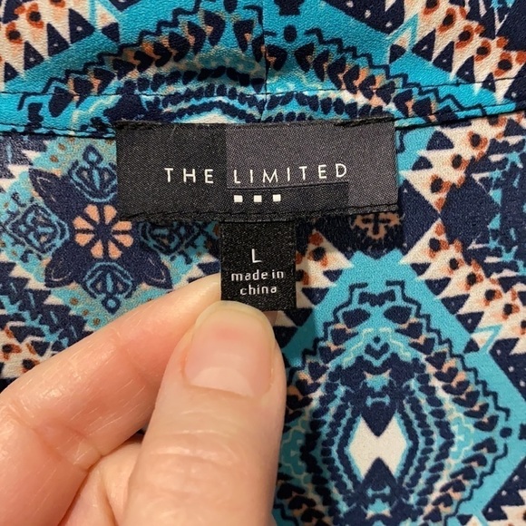 The Limited Printed Silky Sleeveless Blouse - Picture 4 of 9